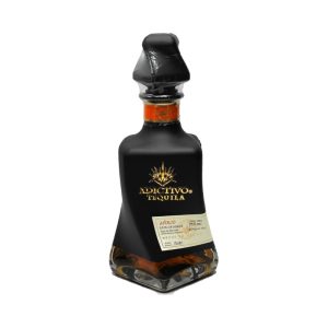 ADICTIVO Anejo Black 750 ml